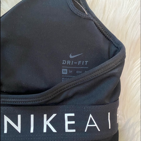 ✰ Nike Sports Bra ✰ - Picture 4 of 4